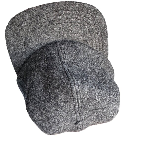 Gray Wool Blend Winter Cap Hat With Ear Flaps Medium USA Vintage Warm Winter - Picture 8 of 16